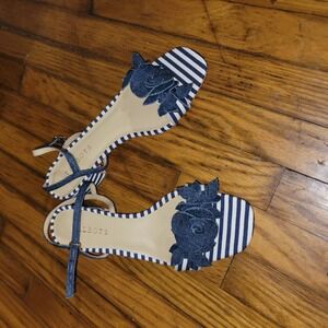 Talbots Megan Womens Size 9.5M Flower Sandals‎ Denim Corded Stripe Block Heels